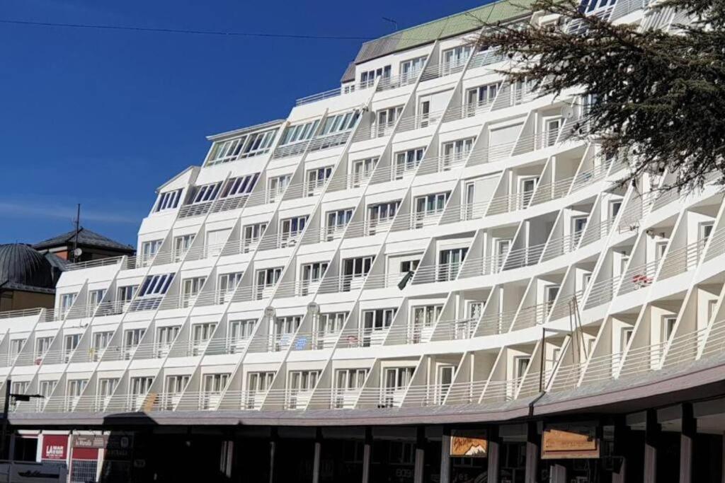 Little Rest Montblanc 6 Pax Personas Wifi Garaje Plaza Pradollano Apartment โมนาชิล ภายนอก รูปภาพ